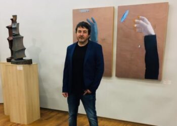 Зад гърба си Иво Бистрички има над 10 самостоятелни изложби Снимка: Дарик