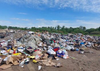 Изринаха 85 тона боклук от сметище край Въча