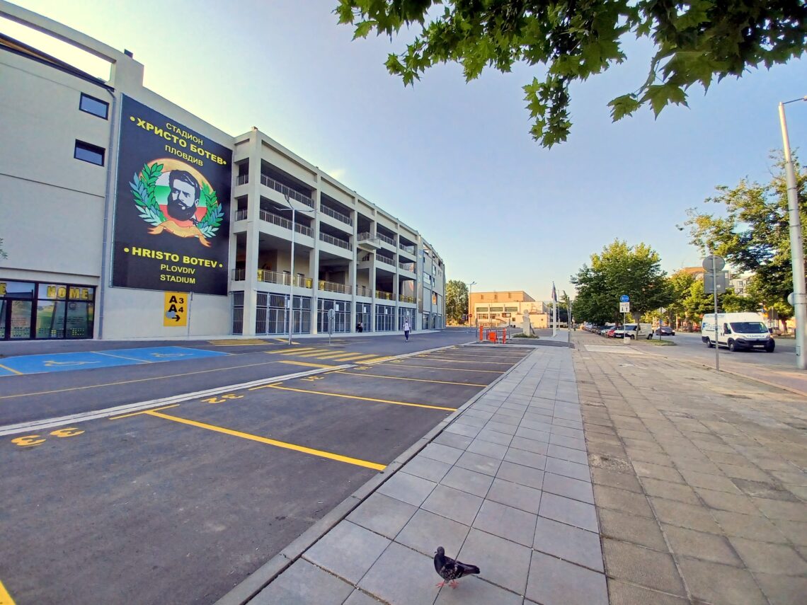 stadion botev dvijenie