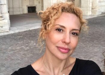 Астрални близначки: Черпят две известни български актриси