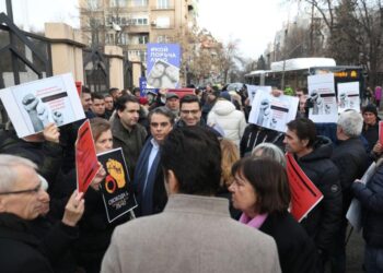 ПП протестират в защита на сътрудник на Асен Василев