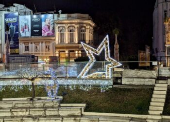 Коледна украса в Пловдив