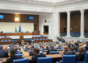 парламента