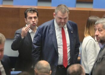 делян пеевски, кирил петков