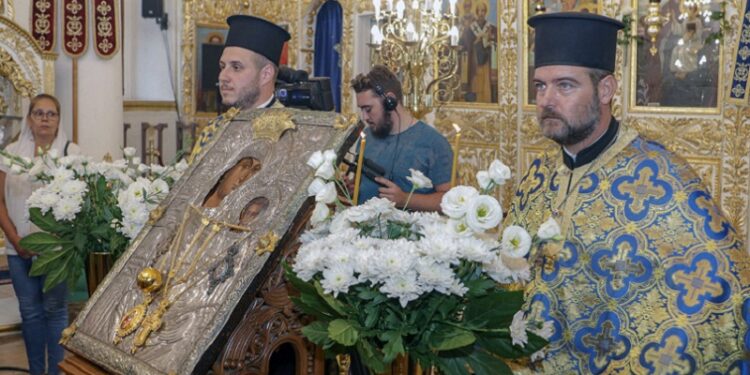 sveta bogorodica zlatna iabylka