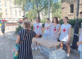 БЧК ще раздава безплатна минерална вода