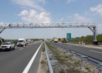 tol kameri lenti