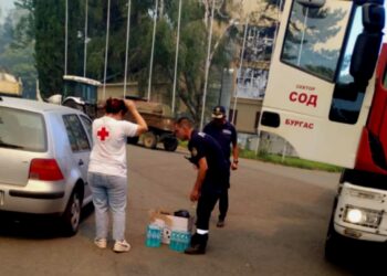 БЧК с акция при големия пожар в Сунгурларе, остава бедственото положение