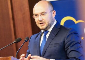 pravosuden ministur