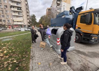 Чистотата е мисия възможна: Контейнери от ново поколение поставят в Пловдив