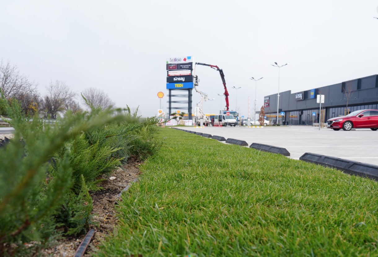 east road retail2