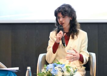 Дванайсетокласничка от МГ Пловдив публикува изследване на световно ниво