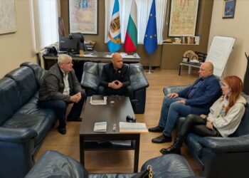 Автогарите “Север” и “Юг” няма да затварят, кметът и собствениците постигнаха споразумение