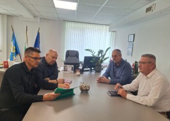 Няма прошка: Бутат незаконни постройки в пловдивски район