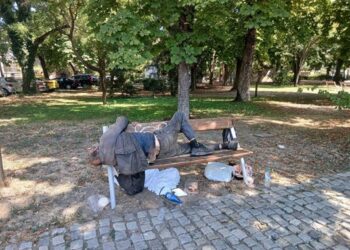 Бездомник умря като куче в центъра на Пловдив