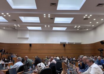 Нова база за “Ана Май”: Училището получи пет общински имота