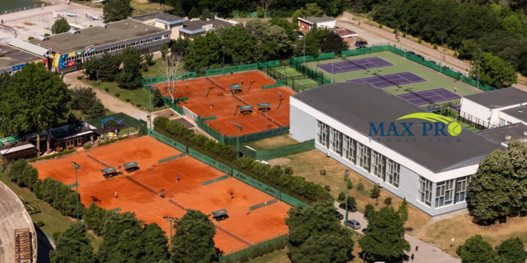 tenis max