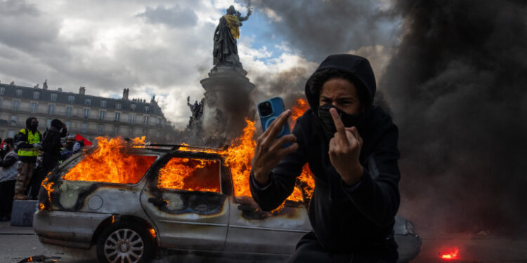 francia protesti2